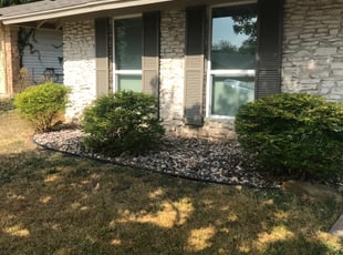 Amy A.'s Bush Trimming service result