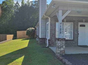 Donna B.'s lawn care services service result