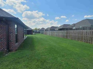 Susan H.'s lawn maintenance service result