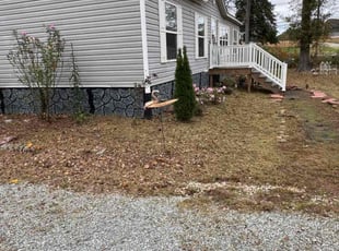 Lindsay G.'s Bush Trimming service result