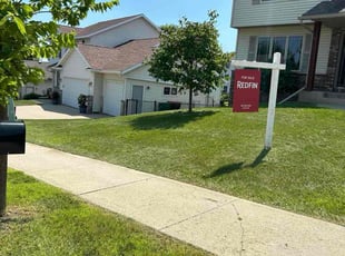 Joyce M.'s lawn care services service result