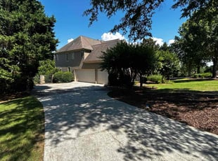 Shonte C.'s grass cutting service result