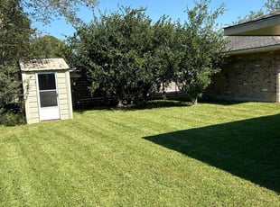 Derek N.'s lawn service service result