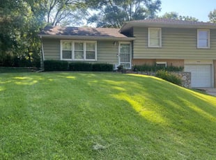 Marie I.'s grass maintenance service result