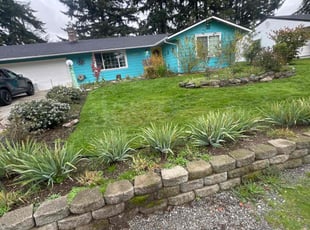 Matt C.'s lawn care services service result