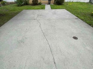 Gail W.'s lawn care services service result
