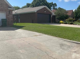 Diamond C.'s lawn care services service result