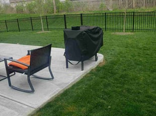Stella L.'s grass cutting service result