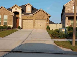 Sally S.'s grass maintenance service result