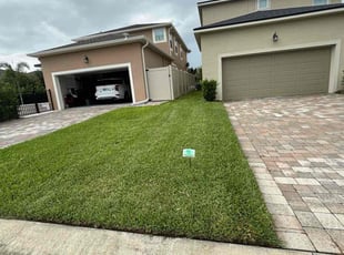 Rachael O.'s lawn service service result