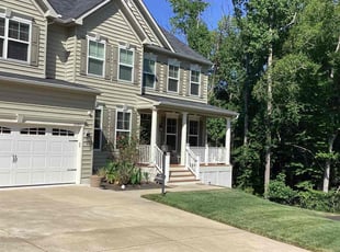 Karina B.'s lawn maintenance service result