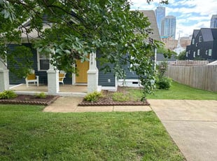 Jorge L.'s lawn maintenance service result