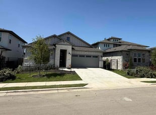 Molly M.'s lawn maintenance service result