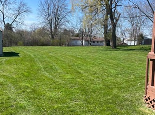 Elliot &.'s lawn maintenance service result