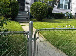Joi B.'s grass maintenance service result