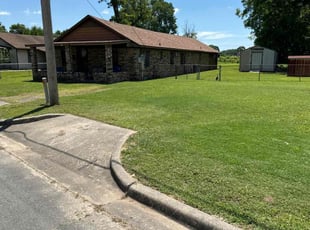 Terri W.'s grass maintenance service result