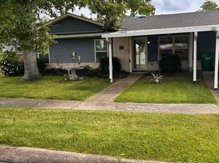Alicia P.'s lawn maintenance service result