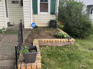 Yais F.'s Flower Bed Weeding service result