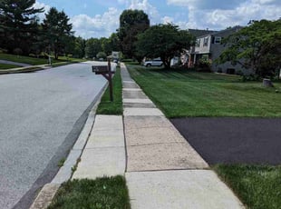 Brandon D.'s lawn care services service result