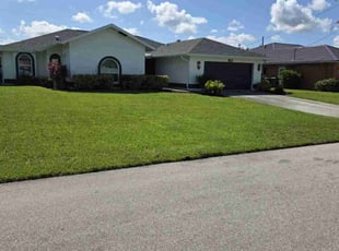 Julia C.'s lawn care services service result