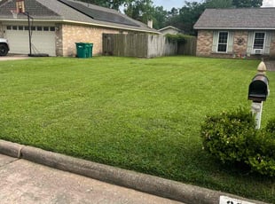 Abigail D.'s lawn service service result