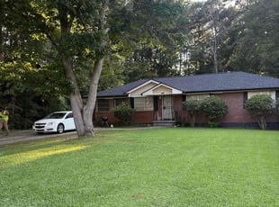 Tonya M.'s lawn care services service result