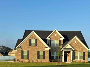 Kim M.'s lawn maintenance service result