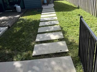 Alexis P.'s lawn maintenance service result