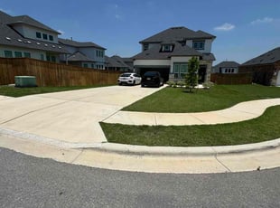 Dwaneise S.'s lawn care services service result