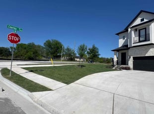 Jamey G.'s lawn maintenance service result