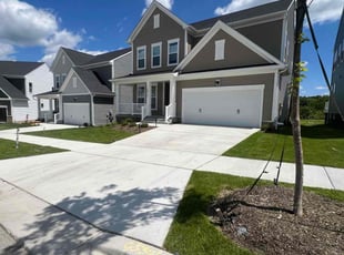 Brenda R.'s lawn maintenance service result