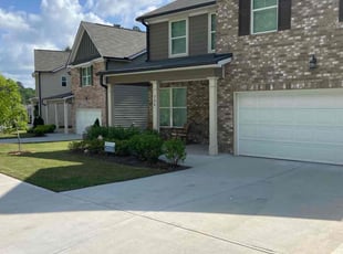 Alexis M.'s lawn care service result