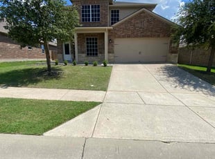 Clay B.'s lawn maintenance service result
