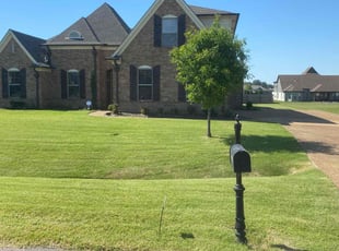 Beverly J.'s grass maintenance service result