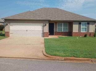 Jamelle A.'s yard work service result