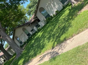Jennifer C.'s turf maintenance service result