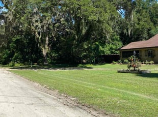 Lawanda H.'s lawn care service result