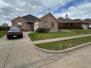 Jill C.'s lawn maintenance service result
