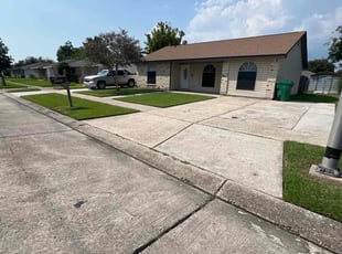 Lorraine M.'s lawn service service result