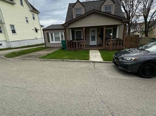 Gabriel M.'s lawn maintenance service result