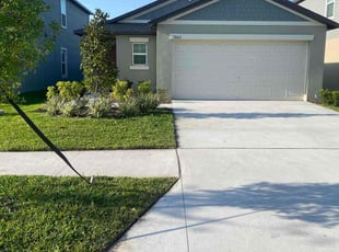 Gwen H.'s Long Grass Cleanup service result
