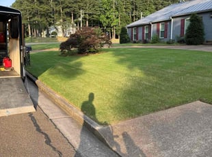 Tanya O.'s yard care service result