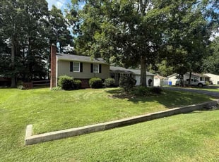 Julianne H.'s lawn care service result