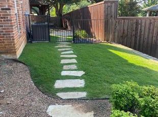 Lauren L.'s turf maintenance service result