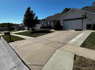 Tammy H.'s grass maintenance service result