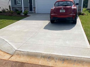 Dan E.'s grass maintenance service result