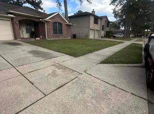 Jennifer W.'s lawn service service result