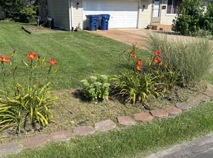 Gail F.'s Flower Bed Weeding service result