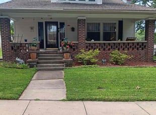 Kris S.'s lawn service service result