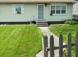 Stacey D.'s turf maintenance service result